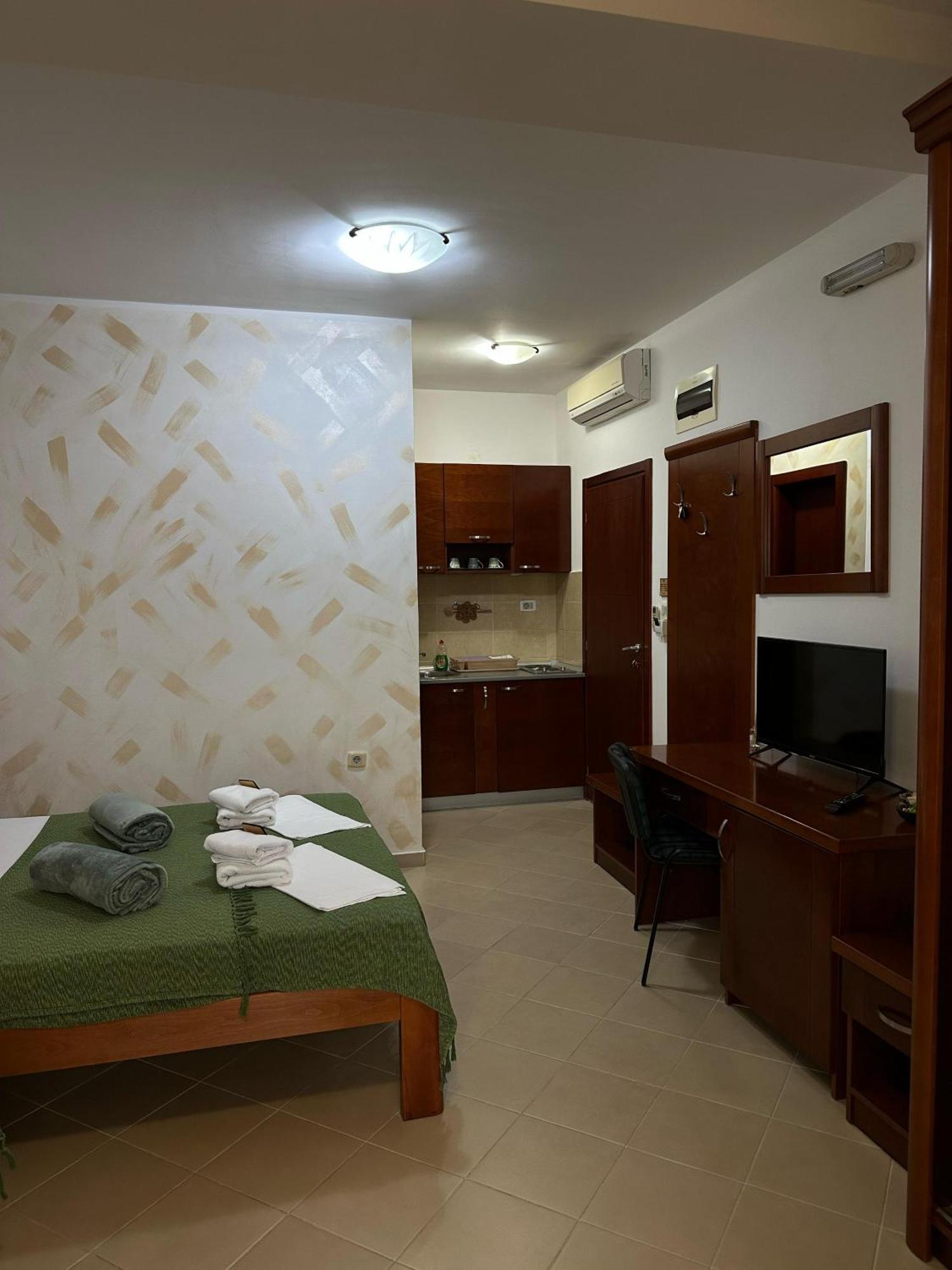 Apartments Krapina Lux Budva Exterior foto