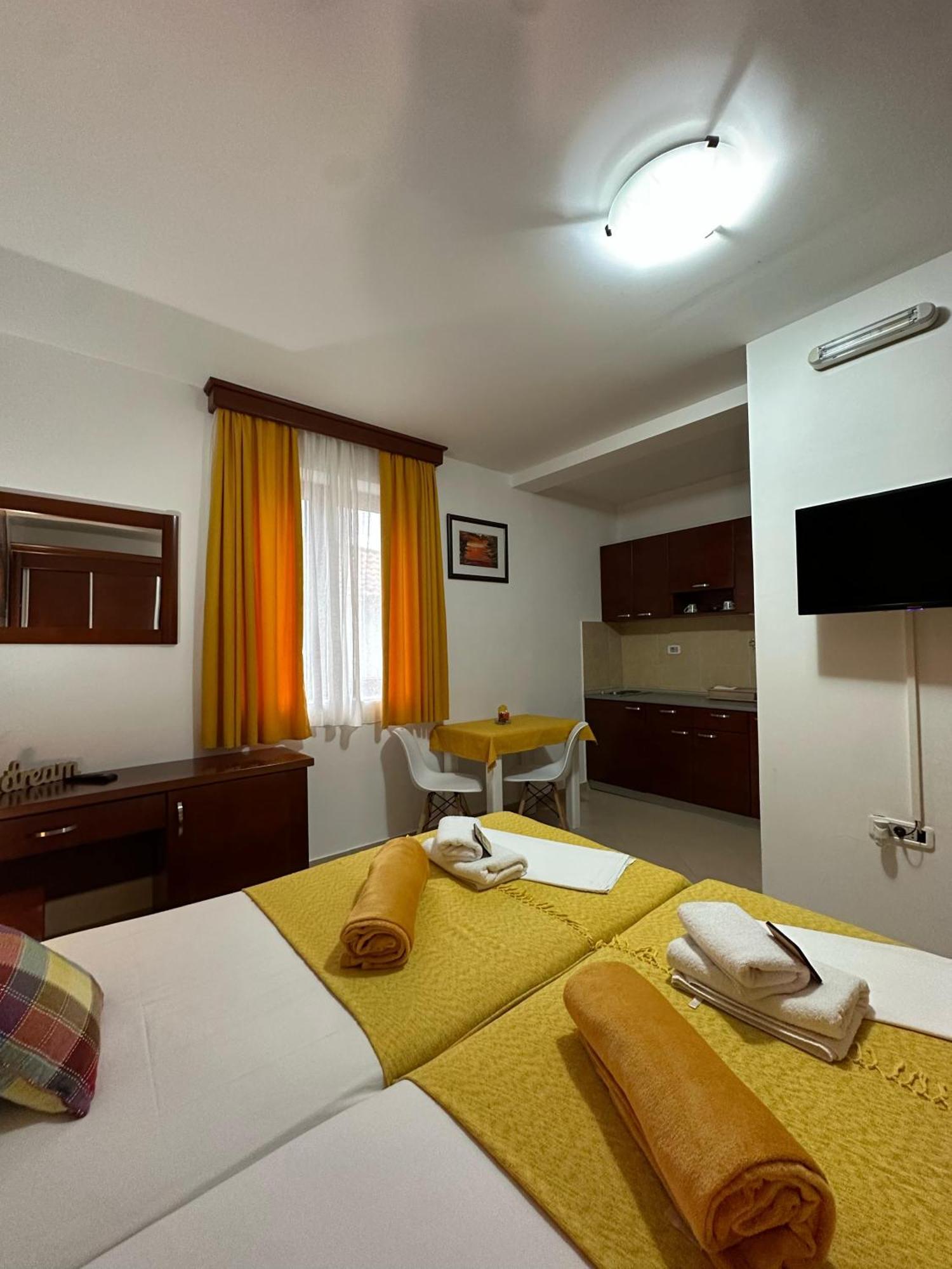 Apartments Krapina Lux Budva Exterior foto