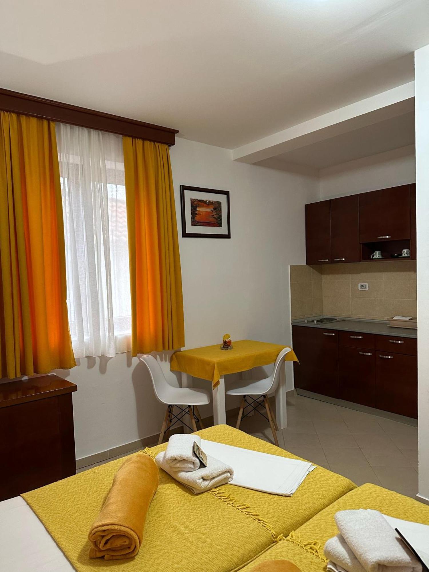 Apartments Krapina Lux Budva Exterior foto
